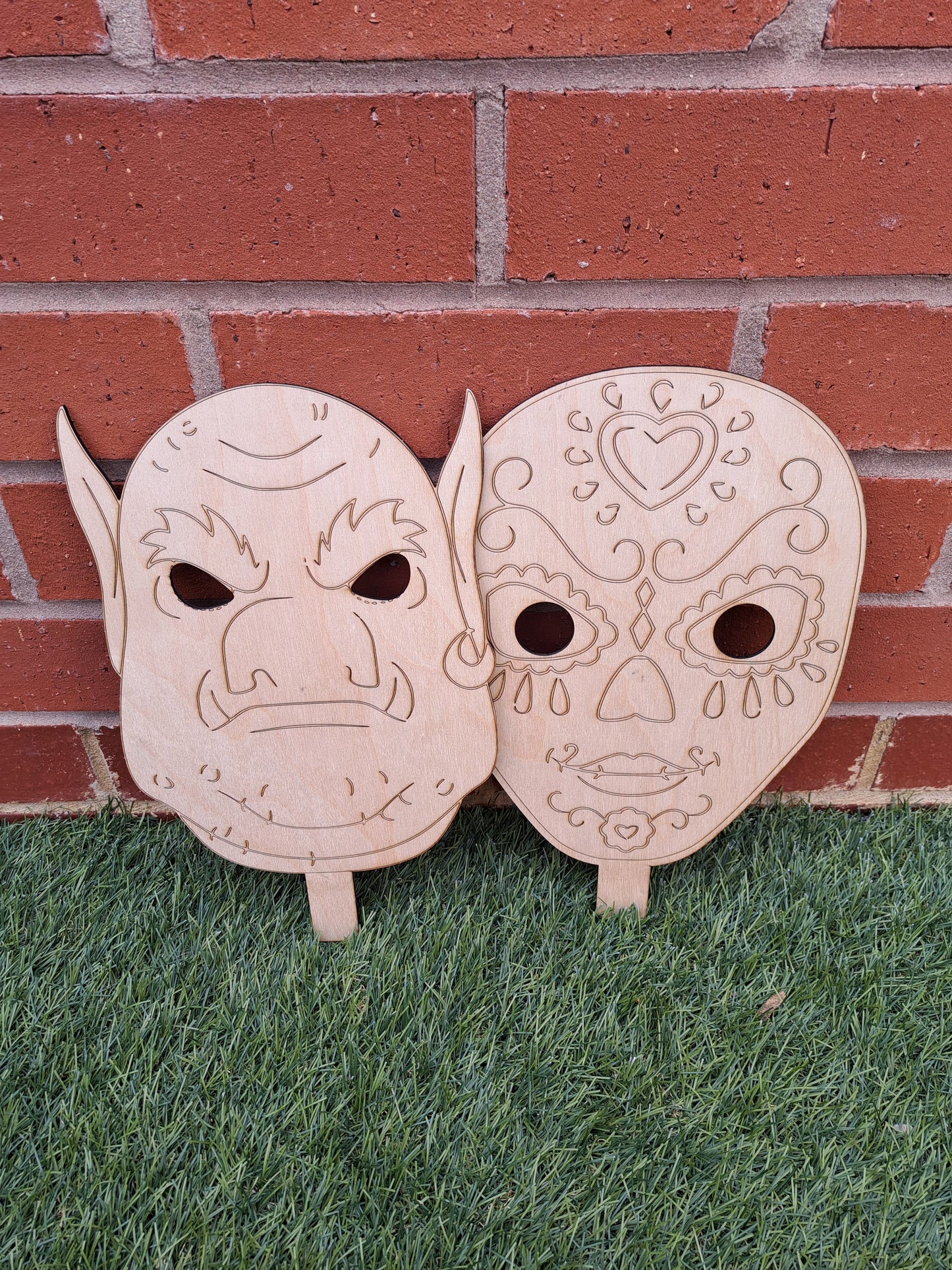 Paintable face mask hand held customisable childrens kids etchi