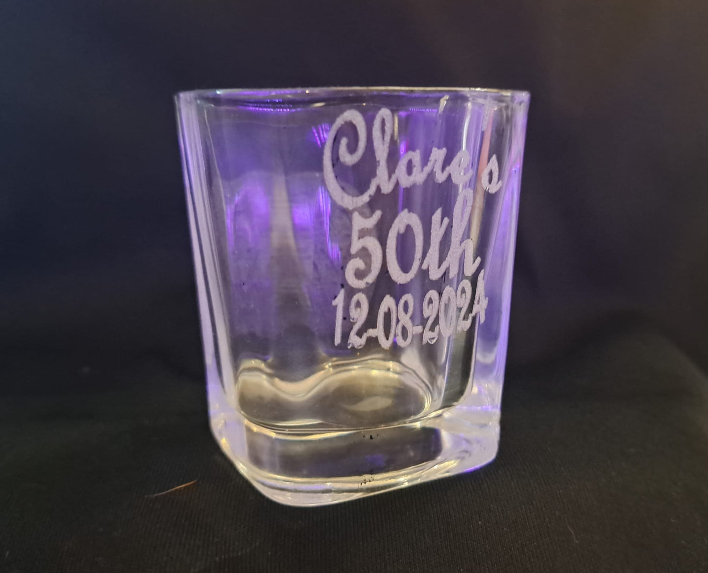 Customisable shot glass etchi